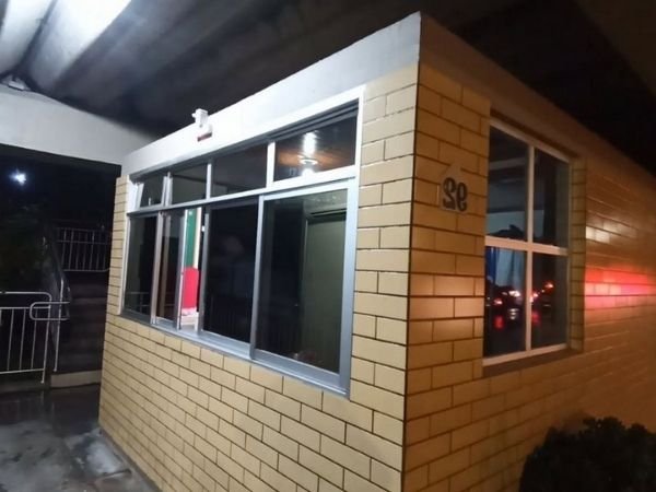 Instalação de película para vidros em Porto Belo